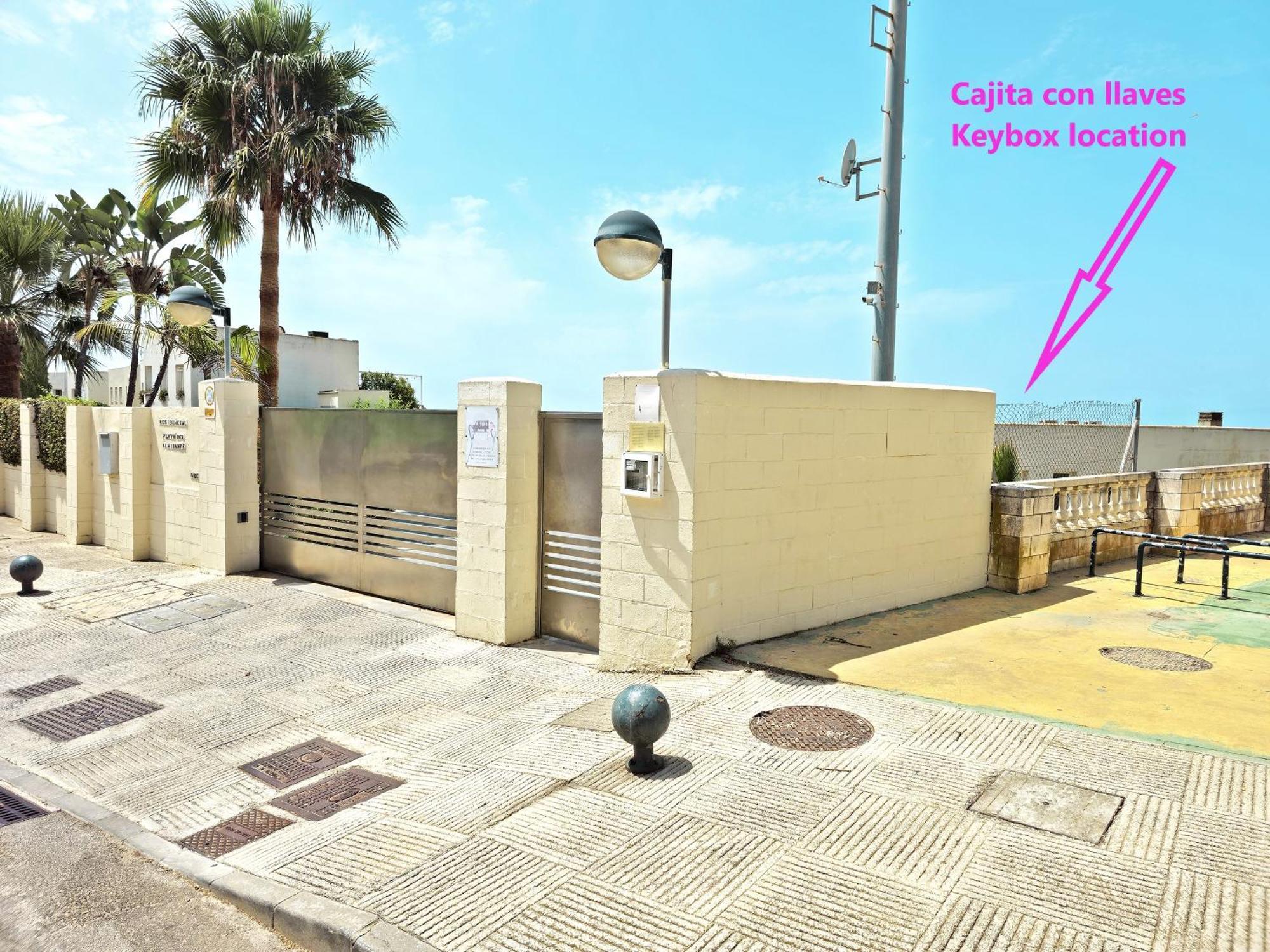 On Beach Deluxe Apartment With Pools And Own Garden El Puerto de Santa María Εξωτερικό φωτογραφία